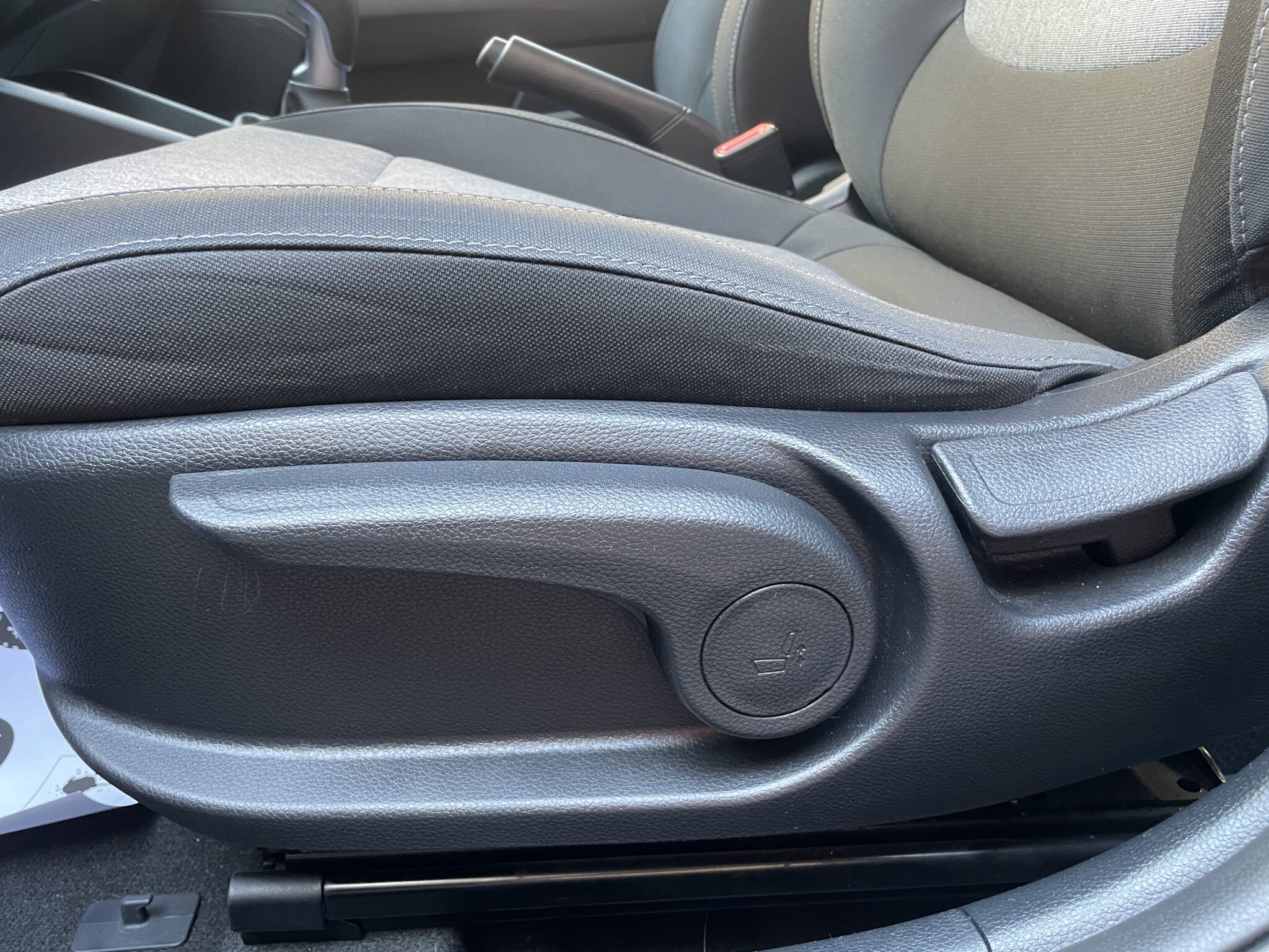 24. ACCESSORI KIASTONIC_BENZINA_MANUALE